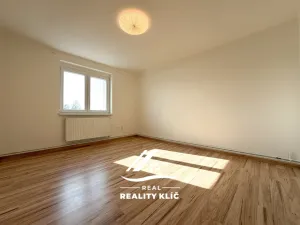 Pronájem bytu 2+1, Dolní Benešov, Osada míru, 55 m2