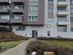 Pronájem bytu 2+kk, Praha, Hlučkova, 46 m2