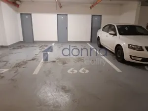 Pronájem bytu 2+kk, Praha, Hlučkova, 46 m2