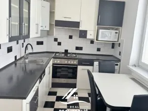 Pronájem bytu 2+1, Hlučín, Komenského, 67 m2