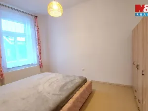 Pronájem bytu 2+kk, Humpolec, Nerudova, 57 m2