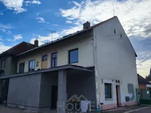 Prodej obchodního prostoru, Přelouč, Sportovní, 1800 m2