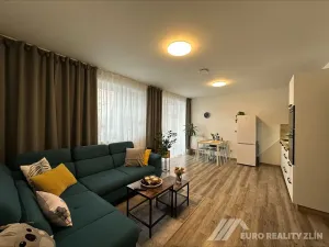 Pronájem bytu 1+kk, Otrokovice, Nábřeží, 38 m2