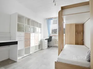 Prodej bytu 3+1, Meziboří, J. A. Komenského, 61 m2