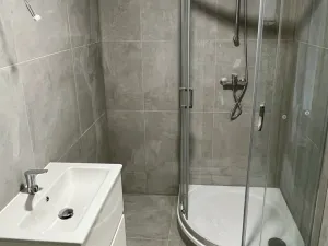 Pronájem bytu 1+kk, Zlín - Malenovice, Jarolímkovo náměstí, 27 m2