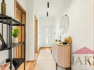 Prodej bytu 2+kk, Dlouhá Ves, 36 m2