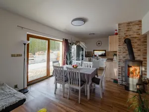 Prodej rodinného domu, Benátky, 145 m2