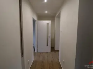 Pronájem bytu 3+1, Děčín - Děčín III-Staré Město, Oblouková, 57 m2