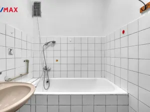 Prodej bytu 3+1, Jaroměř - Pražské Předměstí, Smetanova, 74 m2