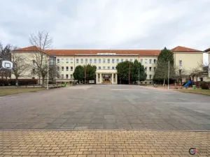 Prodej bytu 3+1, Pardubice - Zelené Předměstí, Benešovo náměstí, 73 m2