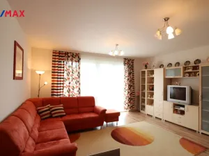 Pronájem bytu 2+kk, Karlovy Vary - Drahovice, Waldertova, 61 m2