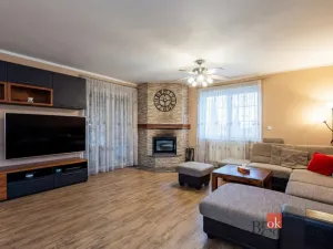 Prodej rodinného domu, Měšice, Na Blatech, 155 m2