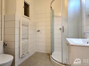 Pronájem bytu 1+kk, Praha - Bubeneč, Terronská, 25 m2