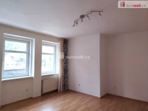 Pronájem bytu 3+1, Děčín - Děčín I-Děčín, Sládkova, 85 m2