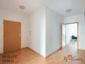 Prodej bytu 3+kk, Praha - Karlín, Křižíkova, 81 m2