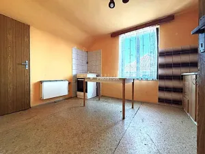 Prodej kanceláře, Zápy, 260 m2