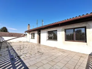 Prodej kanceláře, Zápy, 260 m2