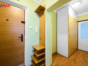 Pronájem bytu 2+1, Pardubice - Zelené Předměstí, nábřeží Závodu míru, 59 m2