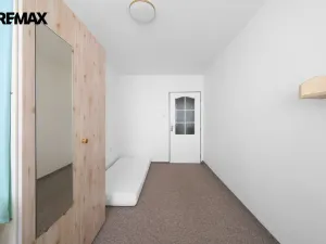 Pronájem bytu 2+1, Pardubice - Zelené Předměstí, nábřeží Závodu míru, 59 m2