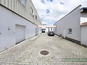 Pronájem ubytování, Praha - Uhříněves, Přátelství, 626 m2