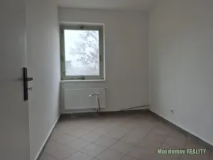 Pronájem ubytování, Praha - Uhříněves, Přátelství, 626 m2