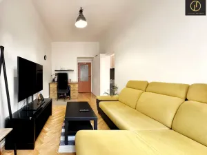 Pronájem bytu 2+kk, Praha - Žižkov, Hartigova, 38 m2
