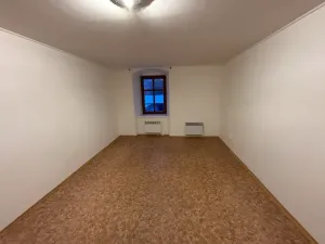 Pronájem bytu 1+kk, Jeseník, Masarykovo nám., 30 m2