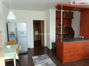 Pronájem bytu 2+kk, Praha - Modřany, Urbánkova, 43 m2
