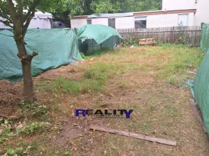 Prodej zahrady, Jesenice, Školní, 86 m2