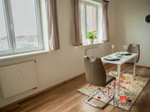 Prodej bytu 2+kk, Šestajovice, Komenského, 69 m2