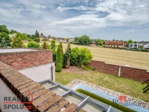 Prodej rodinného domu, Praha - Horní Počernice, Zárybnická, 307 m2