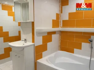 Prodej bytu 2+1, Louny, Kpt. Nálepky, 67 m2