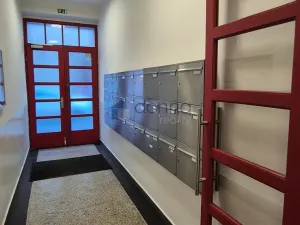 Pronájem bytu 3+kk, Praha, Horní, 62 m2