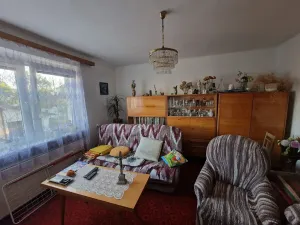 Prodej podílu rodinného domu, Oslavice, 218 m2