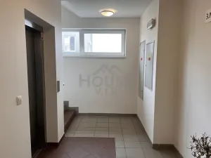 Prodej bytu 2+kk, Praha - Uhříněves, Václava Trojana, 58 m2