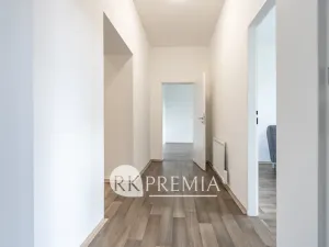 Pronájem bytu 3+1, Teplice, U Hadích lázní, 115 m2