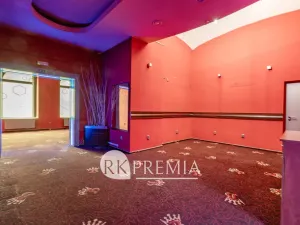 Pronájem obchodního prostoru, Teplice, Školní, 130 m2