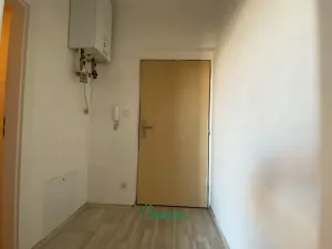 Pronájem bytu 1+kk, Hýskov, Kladenská, 28 m2