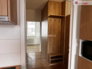 Pronájem bytu 2+kk, Zlín, U Trojáku, 36 m2