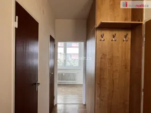Pronájem bytu 2+kk, Zlín, U Trojáku, 36 m2
