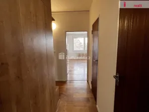 Pronájem bytu 2+kk, Zlín, U Trojáku, 36 m2