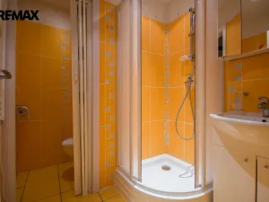 Prodej bytu 2+1, Hradec Králové - Třebeš, Hradecká, 46 m2