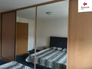 Pronájem bytu 2+kk, Ostrov, Šafaříkova, 51 m2