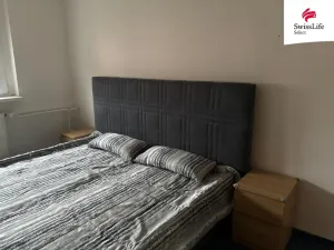 Pronájem bytu 2+kk, Ostrov, Šafaříkova, 51 m2