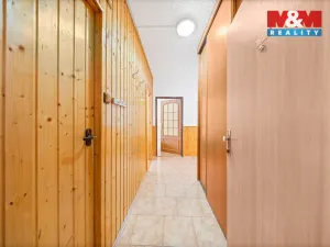 Prodej bytu 2+1, Studená, Komenského, 52 m2