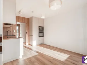 Pronájem bytu 2+kk, Praha, Hvězdova, 44 m2