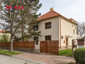 Prodej rodinného domu, Praha - Běchovice, Na Korunce, 235 m2