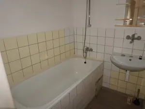 Prodej bytu 2+1, Ostrov, Horská, 65 m2