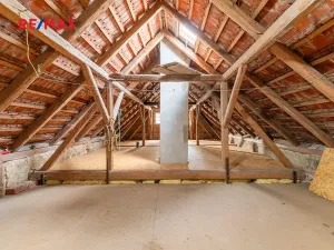 Prodej rodinného domu, Oselce, 168 m2