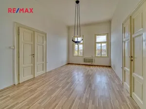 Prodej bytu 3+1, Praha - Smíchov, Janáčkovo nábřeží, 115 m2